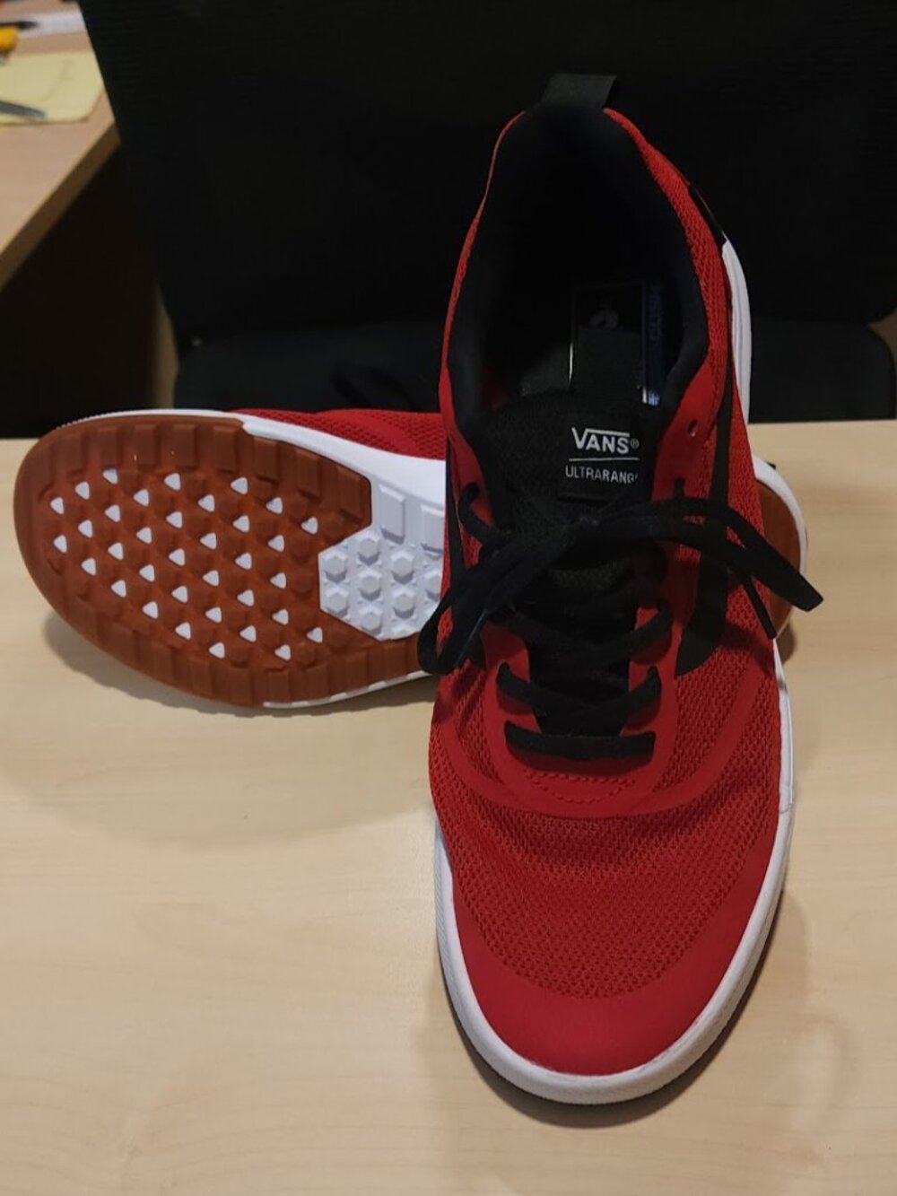 Vans UltraRange Like New Men's Size 12 US